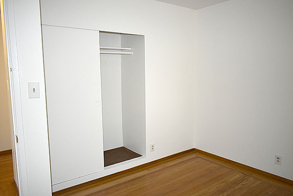 Bedroom 3 Closet