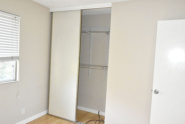 Bedroom 4 Closet