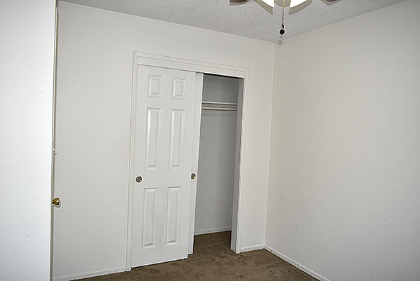 Bedroom 2 Clost